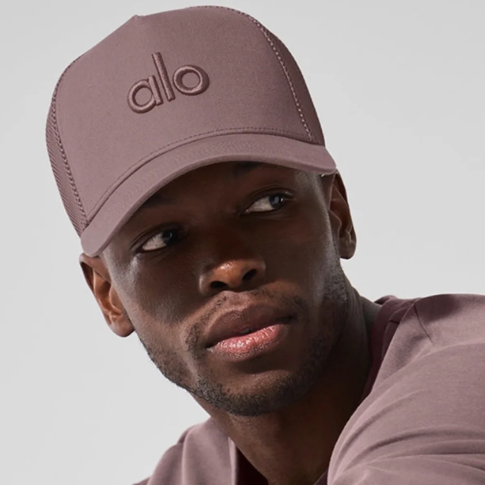NWT ALO YOGA District Trucker Hat Mushroom
